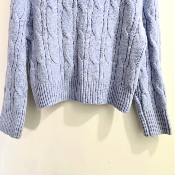 S O L D Light Blue Cable Knit Sweater size XS - Picture 5 of 14
